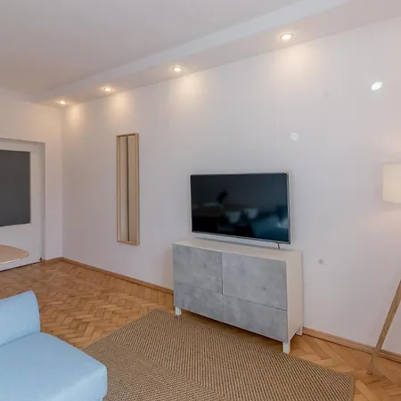 Gdynia Sleeps Apartment Exterior photo