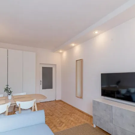 Gdynia Sleeps Apartment Exterior photo