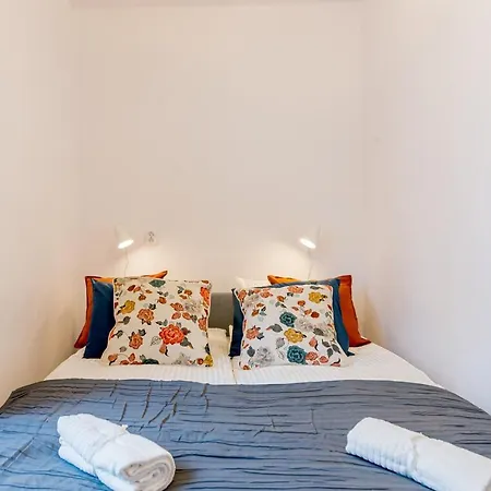 Gdynia Sleeps Apartment Exterior photo